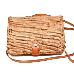 Wicker handbag